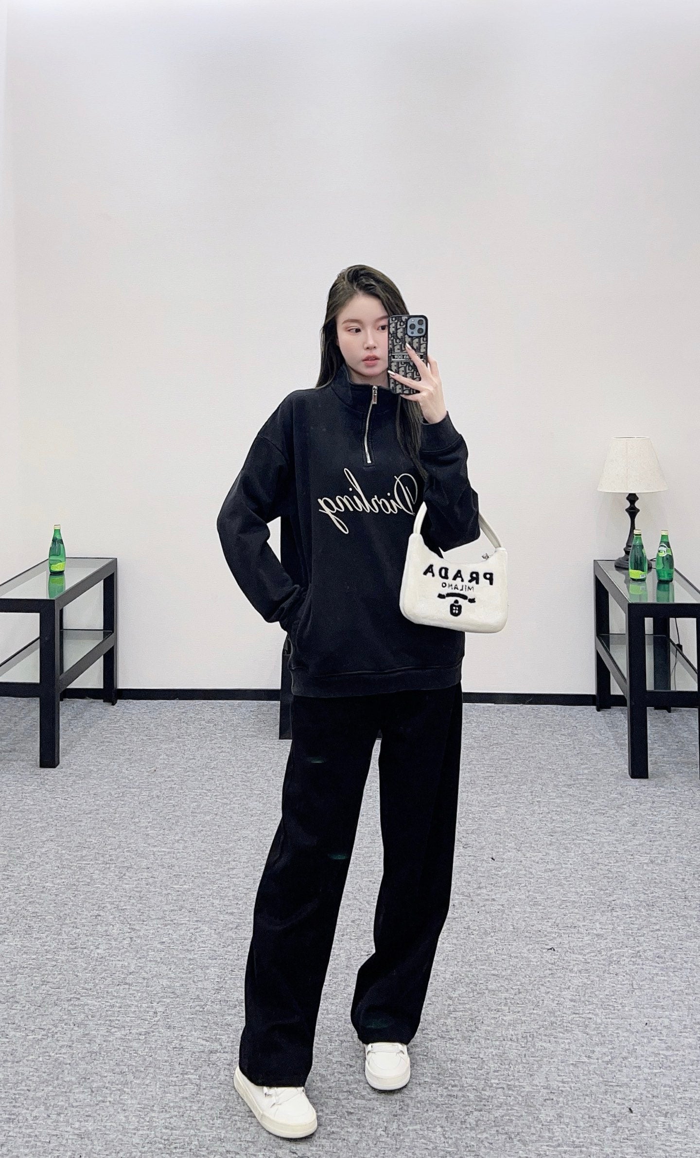 Di 25 Cotton embroidered logo zip-up sweatshirt