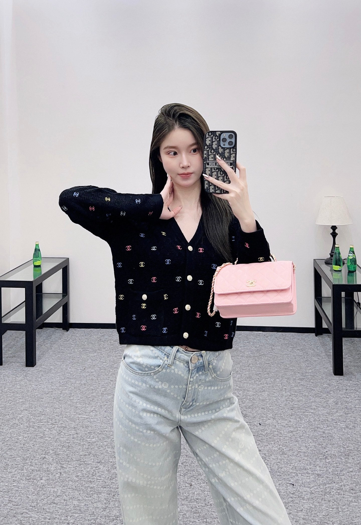 C 25 Crew neck embroidered wool cardigan