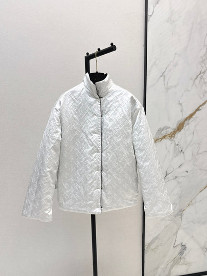 C 25 Black and white stand collar padded jacket