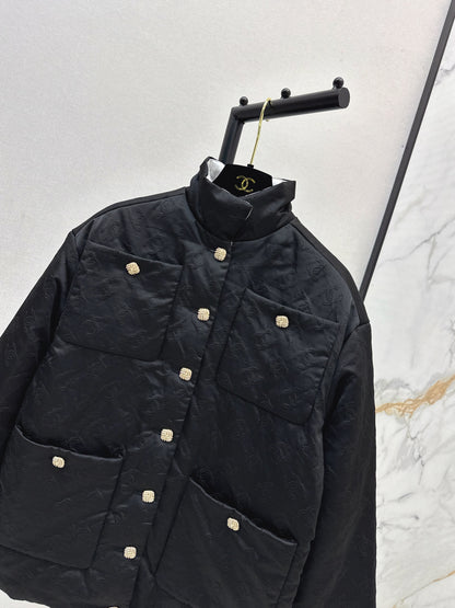 C 25 Black and white stand collar padded jacket