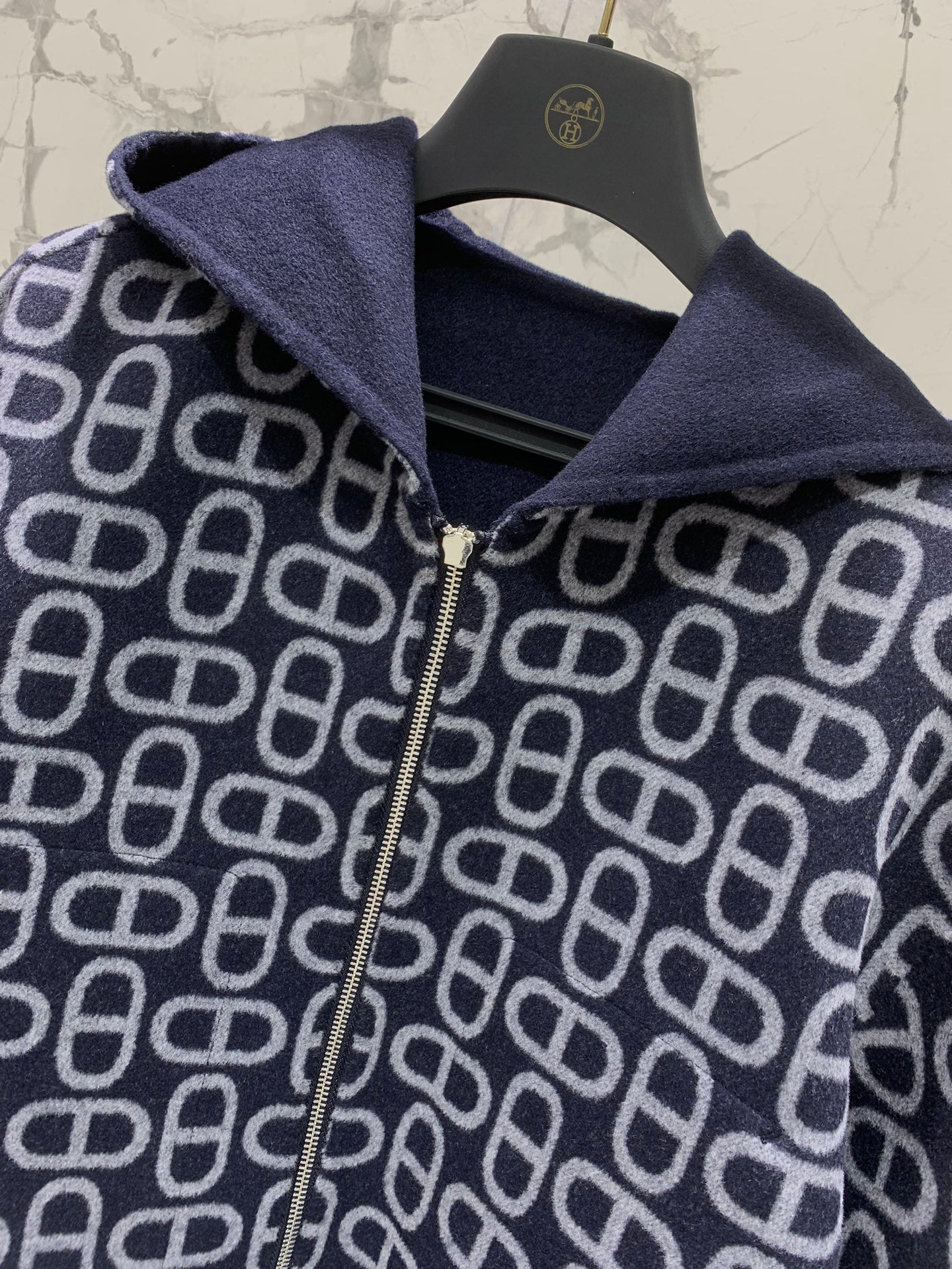 He 25 Jacquard double-faced wool hooded jacket