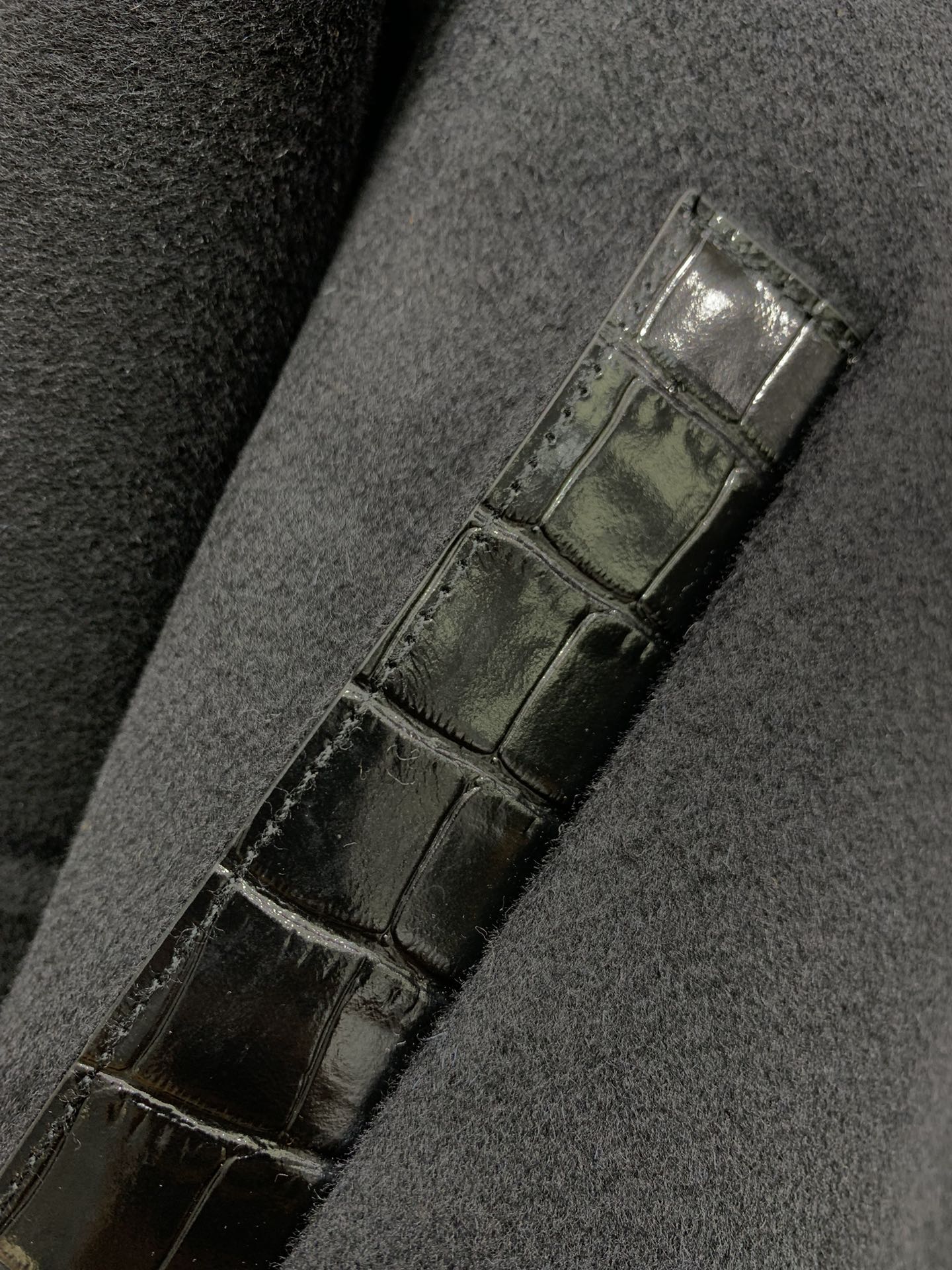 He 25 Cashmere and crocodile leather jacket