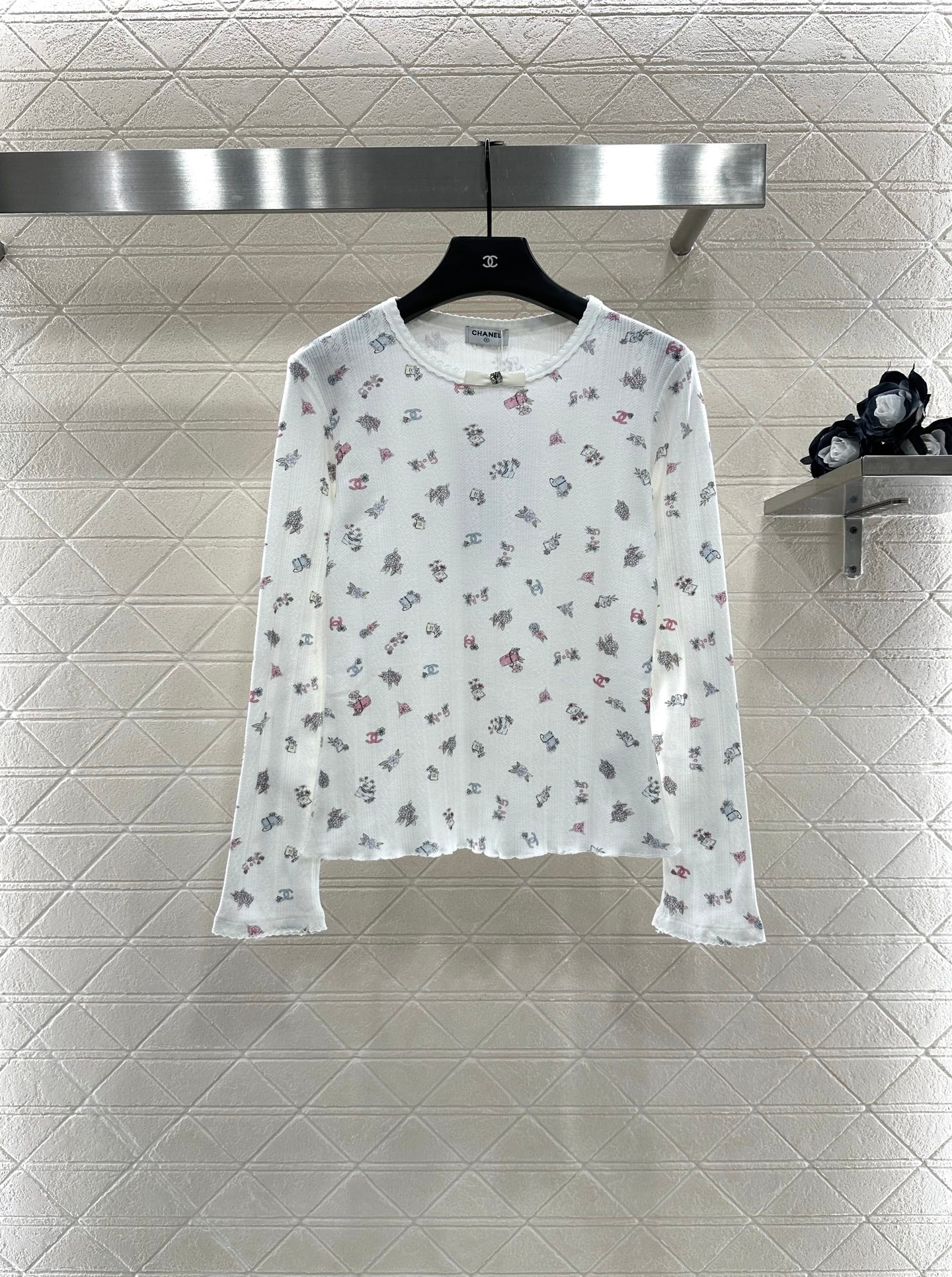 C 25 Printed bow decoration long sleeves