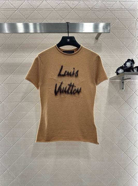 L 25 Letter knitted short sleeved top(brown/white)