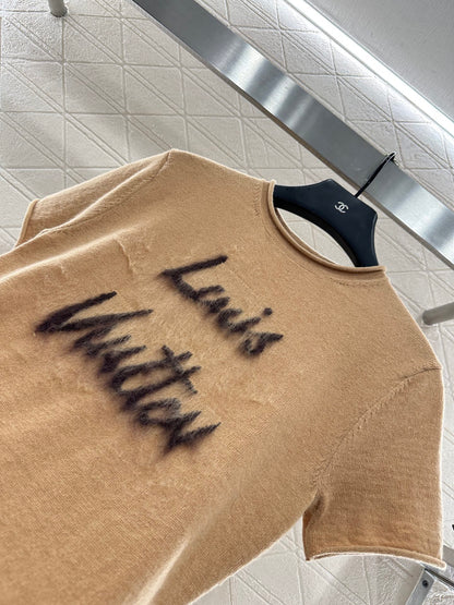 L 25 Letter knitted short sleeved top(brown/white)