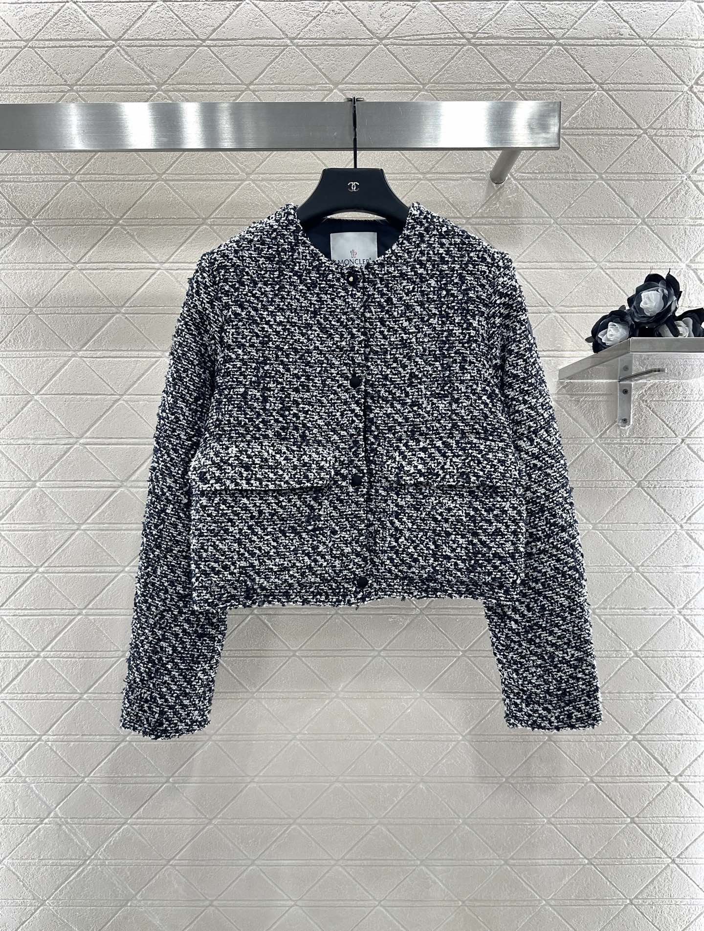 Mon 25 Woolen down jacket