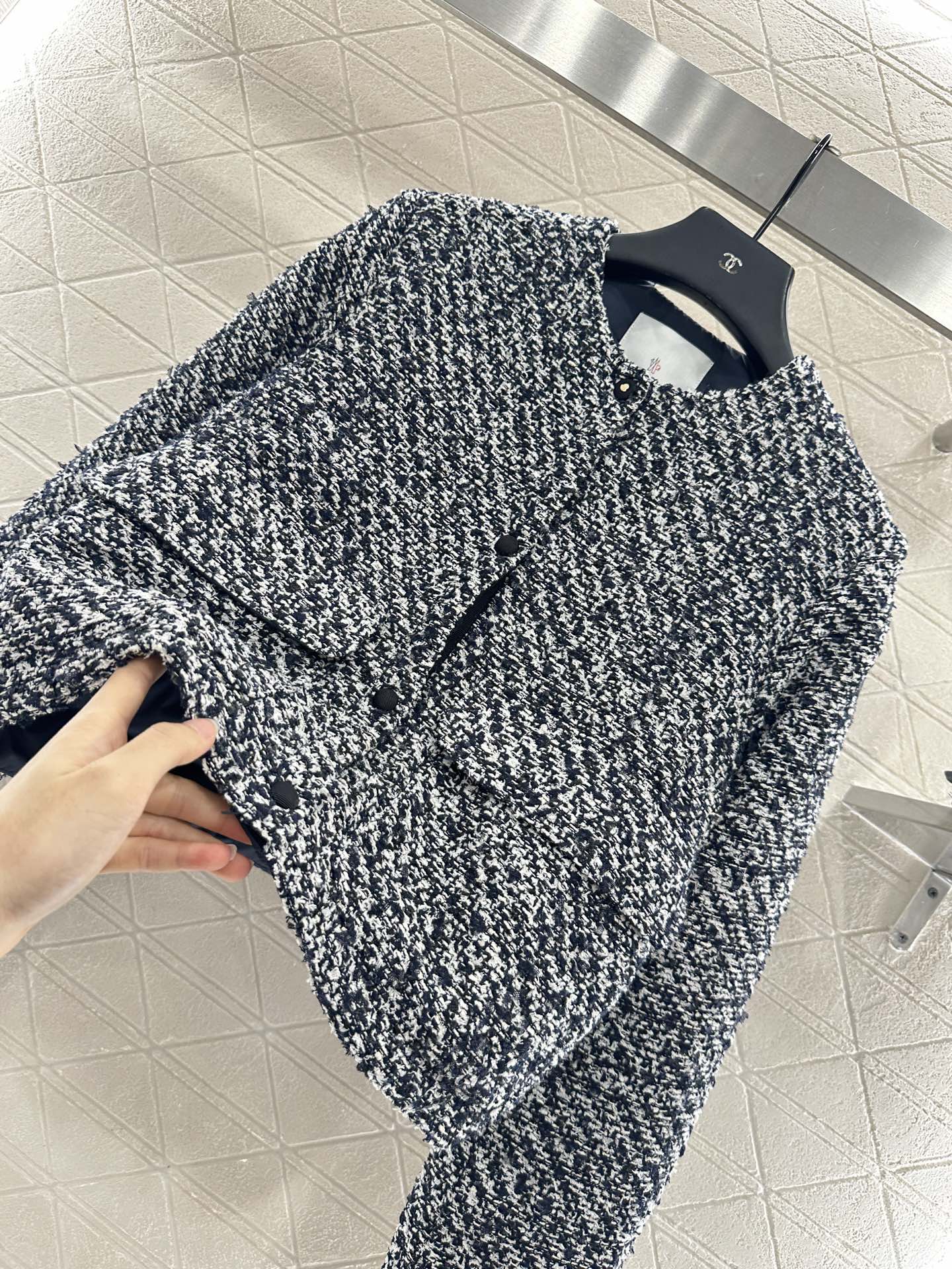 Mon 25 Woolen down jacket