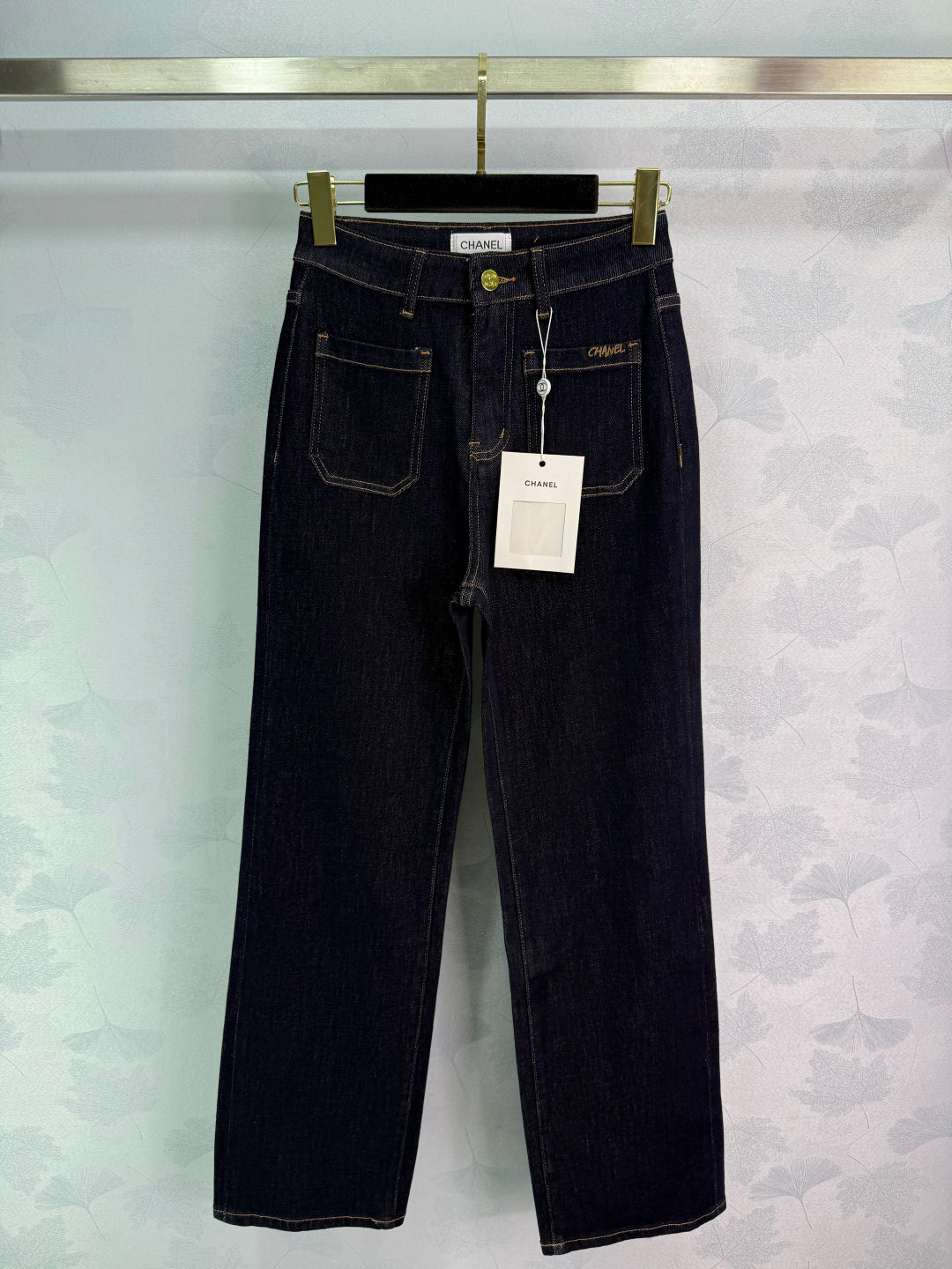C 25 Embroidered logo jeans