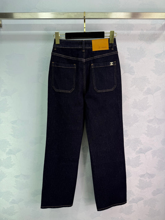 C 25 Embroidered logo jeans