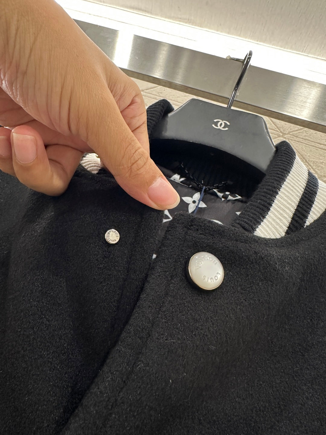 L 25 Casual leather sleeve baseball jacket