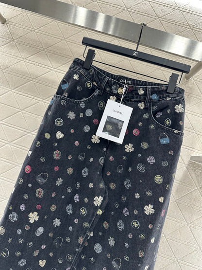 C 25 Wide-leg laser-printed jeans
