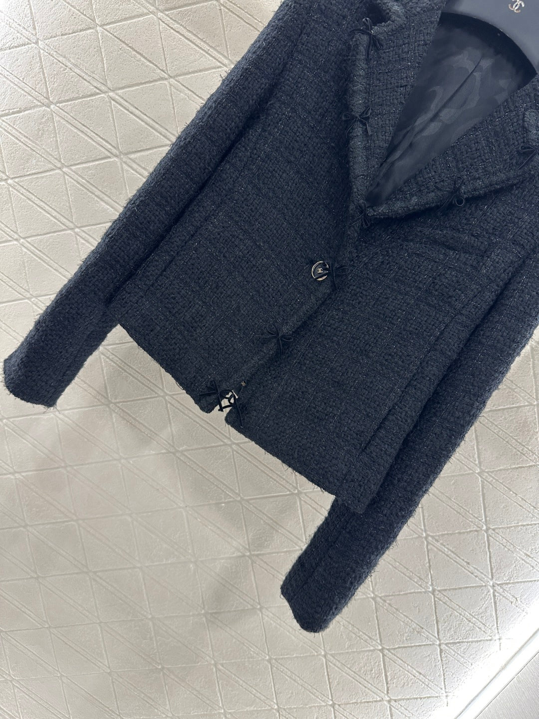 C 25 Lapel bow tie woven suit jacket