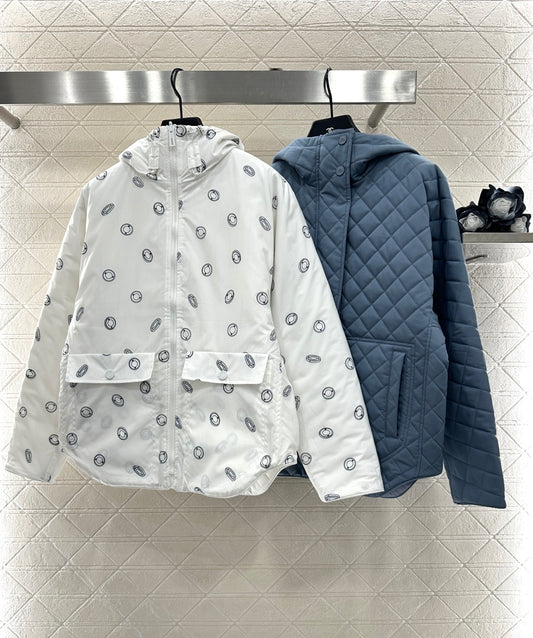 He 25 Reversible quilted jacket with hidden hood