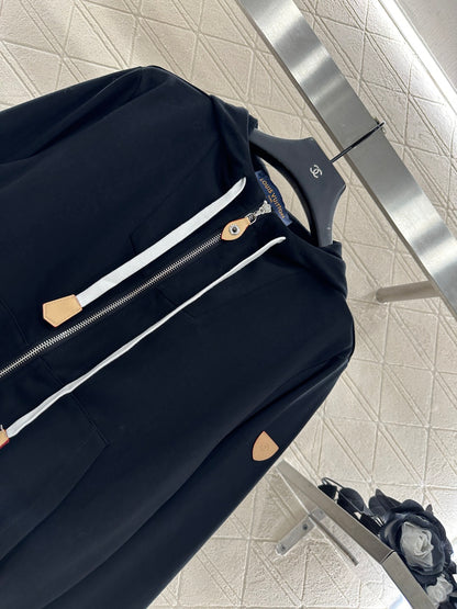 L 25 Casual jacket, shorts and cotton suit