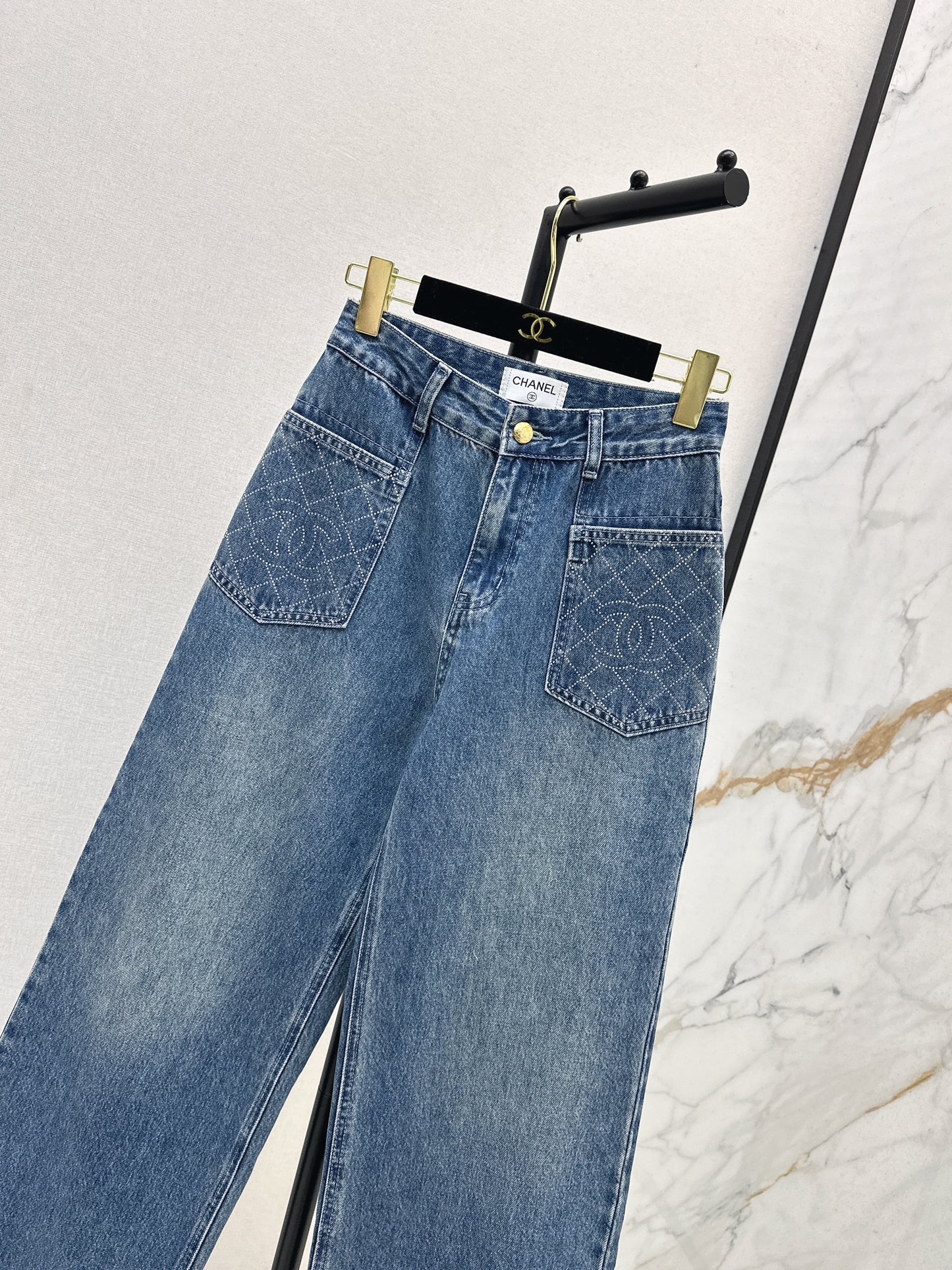 C 25 Straight-leg jeans with rhinestone embellishment