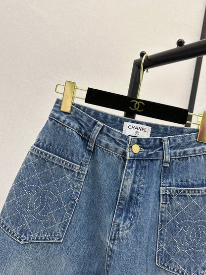 C 25 Straight-leg jeans with rhinestone embellishment