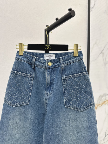 C 25 Straight-leg jeans with rhinestone embellishment
