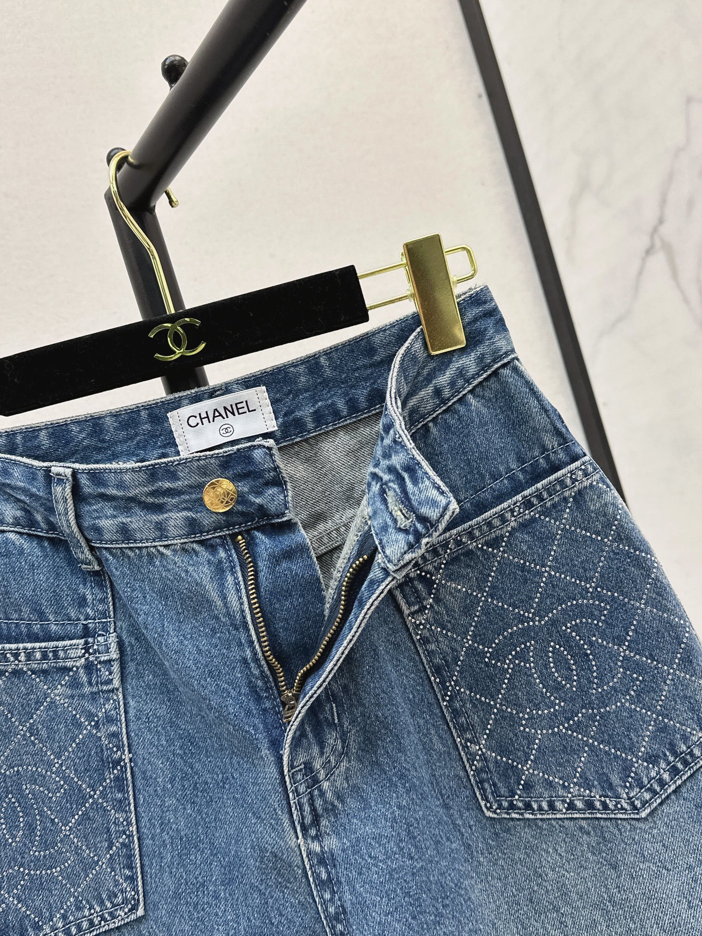 C 25 Straight-leg jeans with rhinestone embellishment