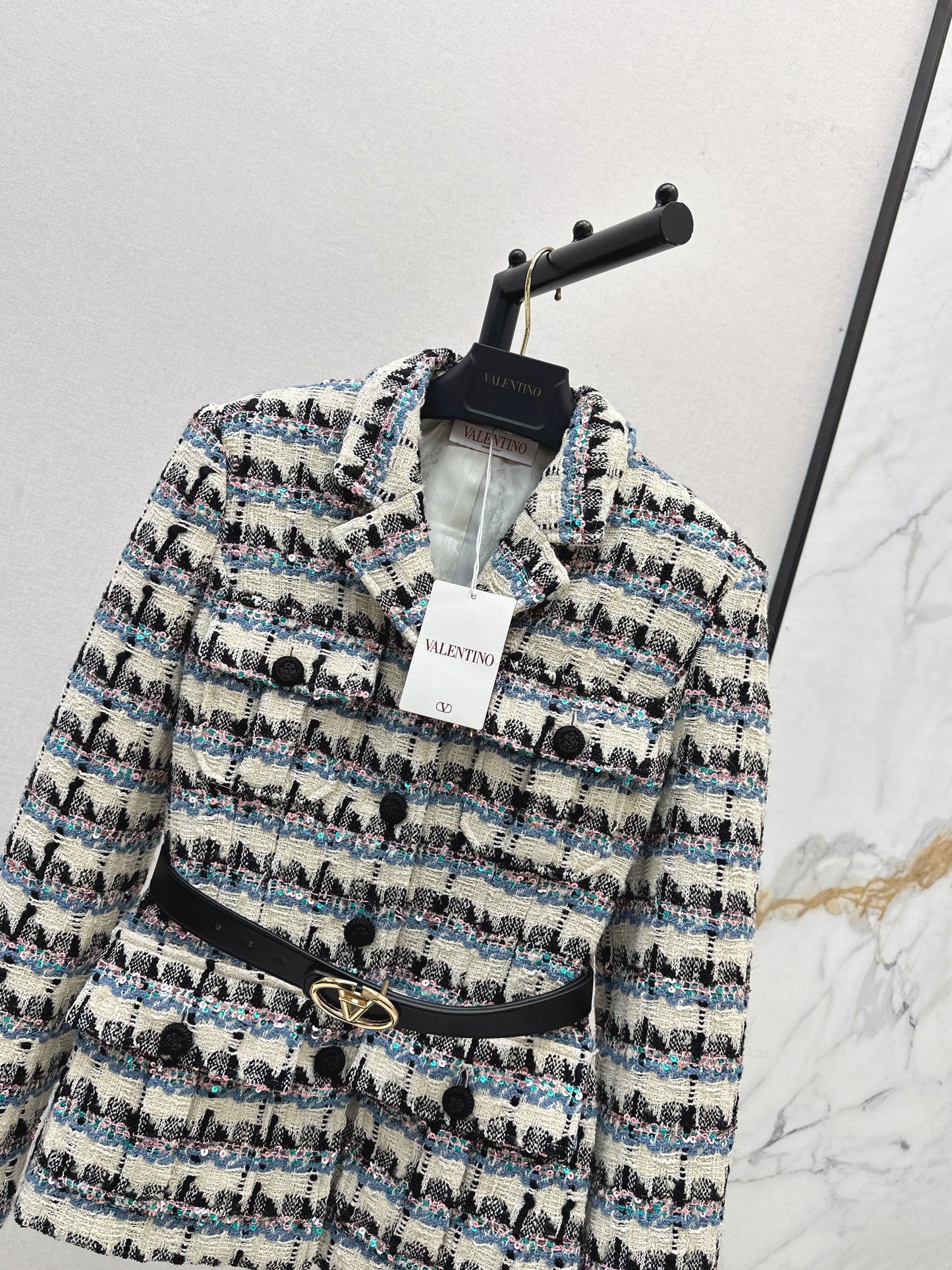 V 25 Sequined colorful yarn check woven woven jacket