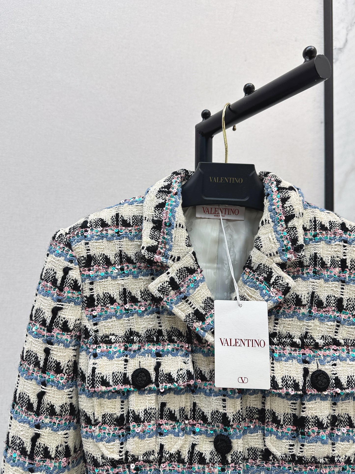 V 25 Sequined colorful yarn check woven woven jacket