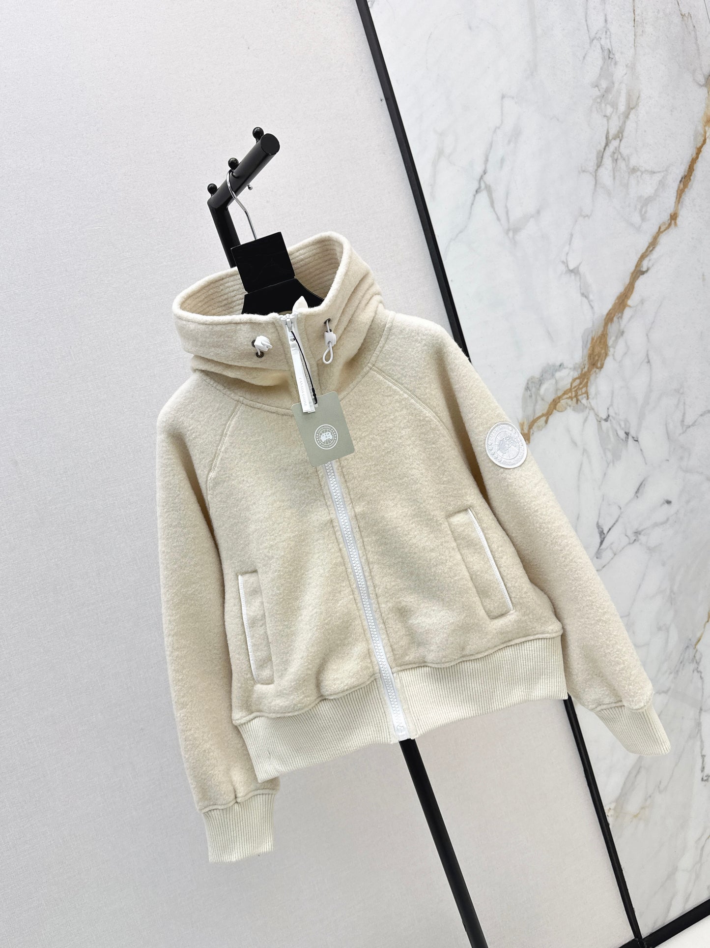 25 Wool sports sweatshirt jacket