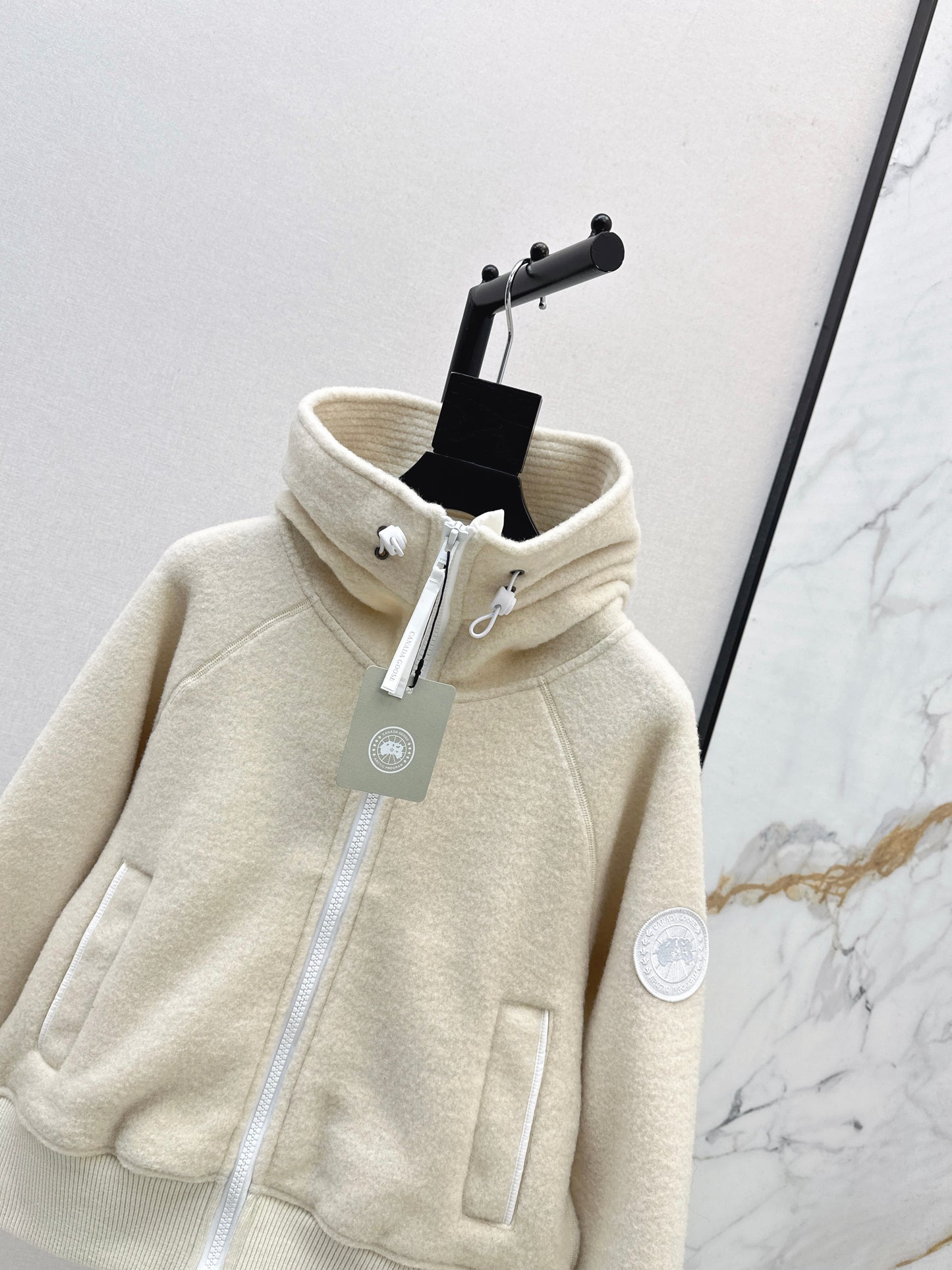 25 Wool sports sweatshirt jacket