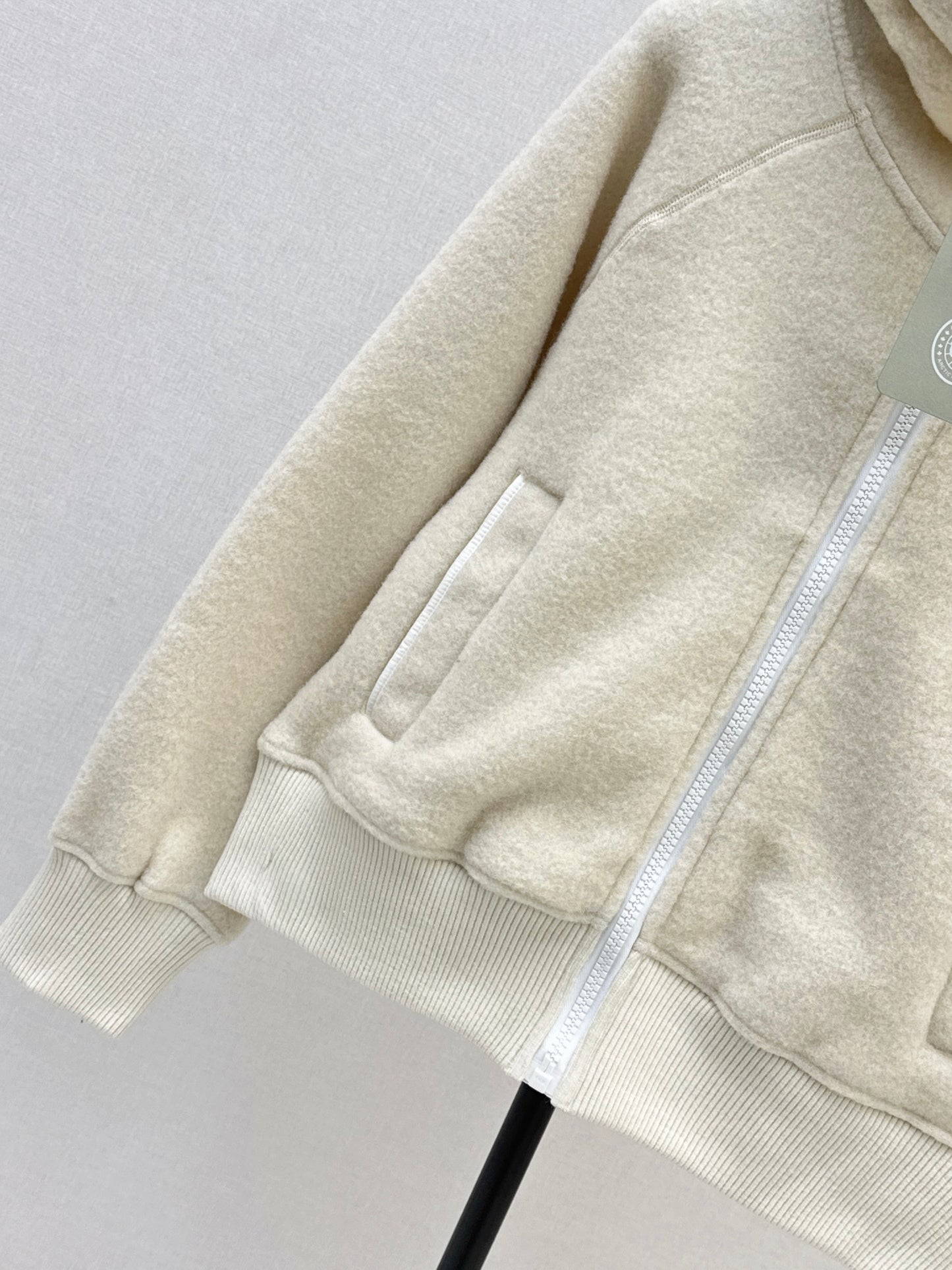 25 Wool sports sweatshirt jacket