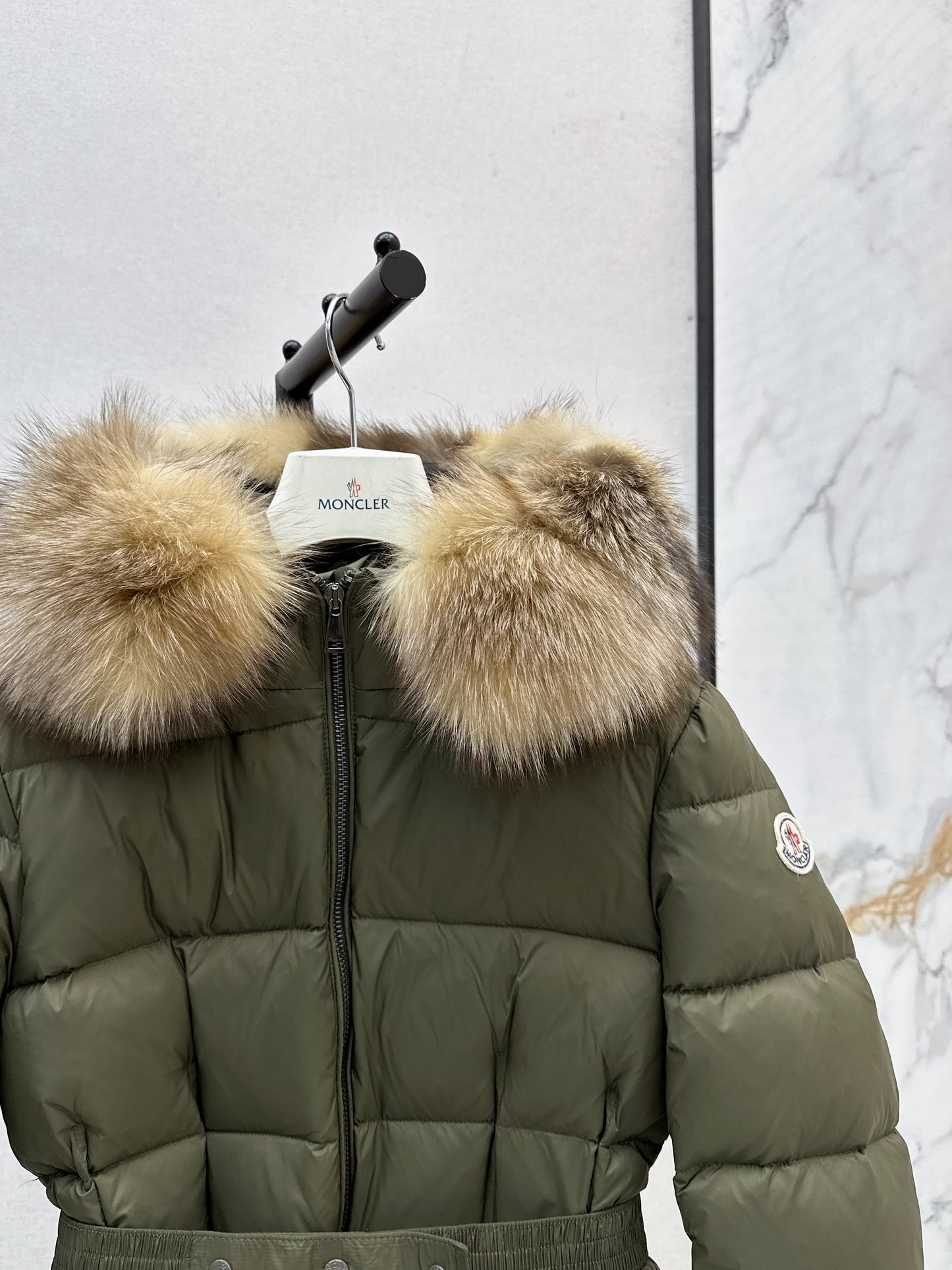 Mon 25 Hooded short down jacket（WHITE/BLACK/KHAKI/GREEN）