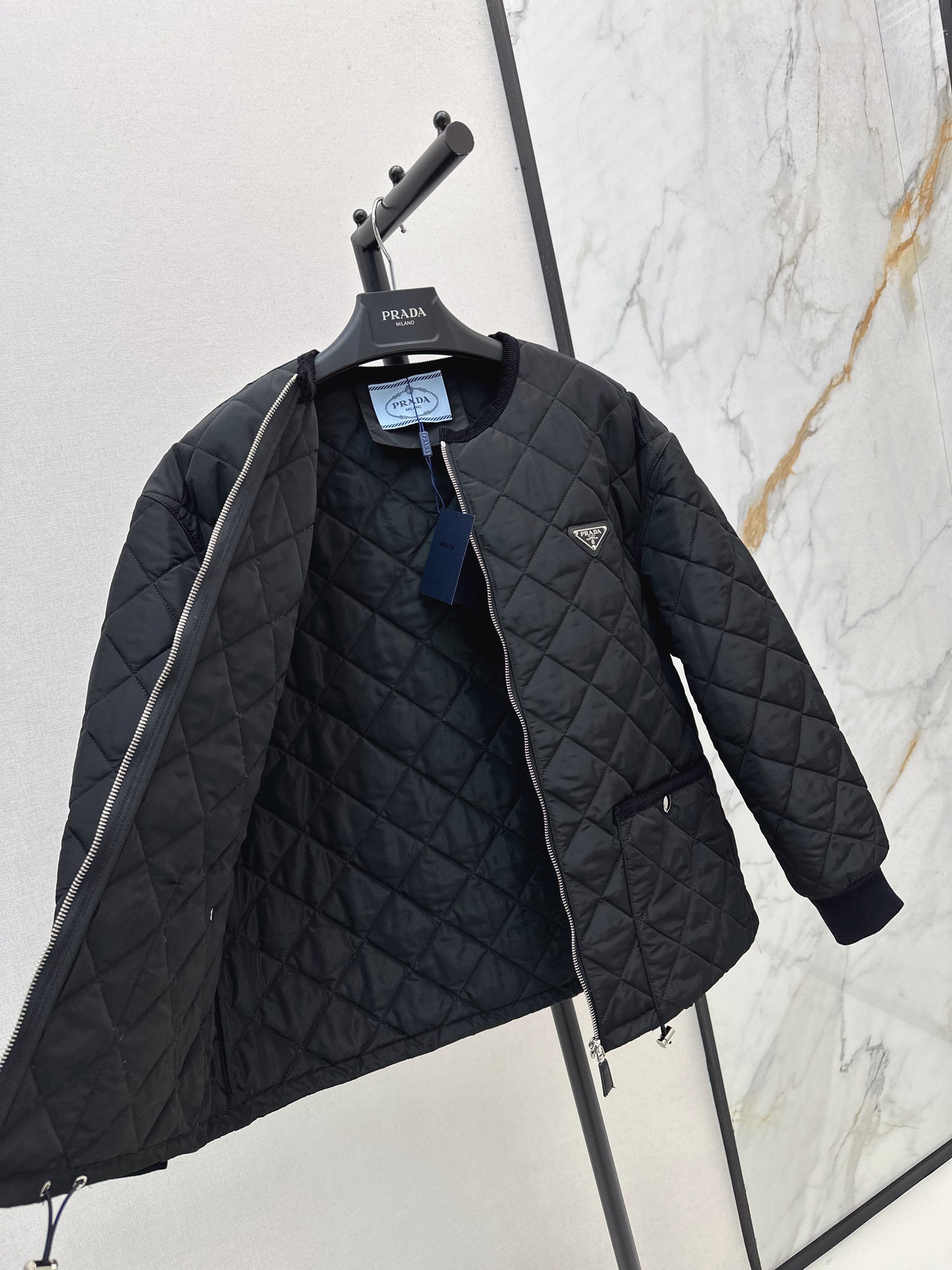 Pr 25fw New Arrival Diamond Quilted Round Neck Jacket(BLACK/KHAKI/Claret)
