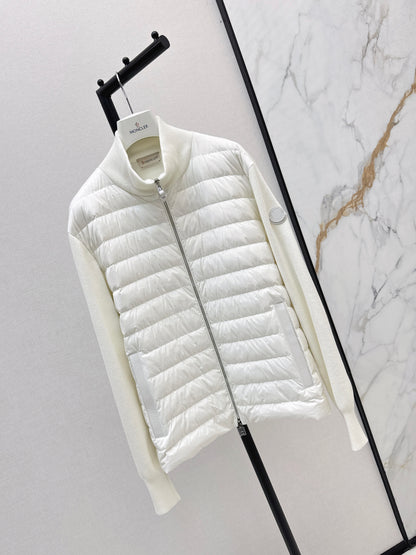 Mon 25fw New Knitted Small Stand Collar Knitted Down Jacket（WHITE/BLACK）