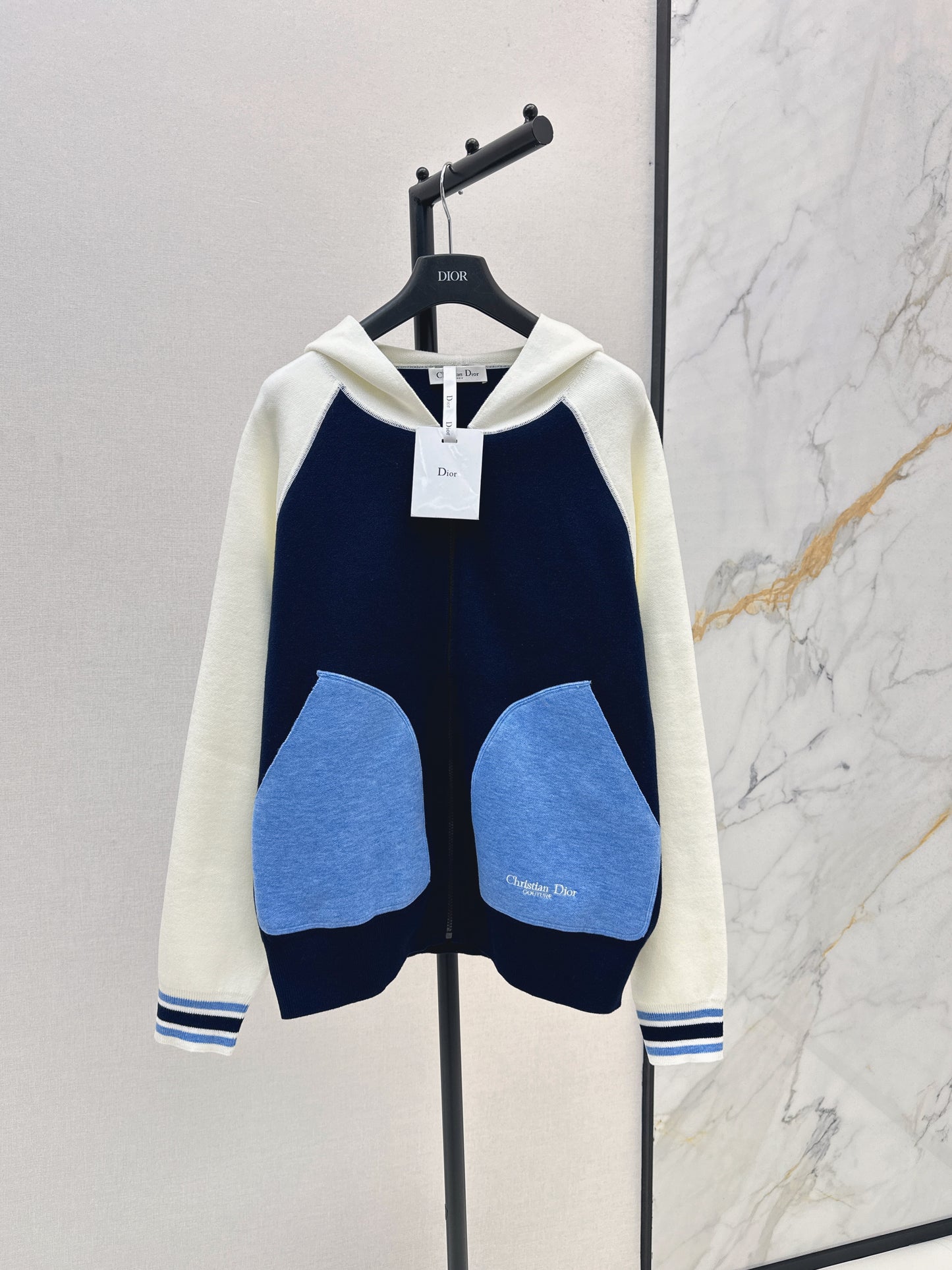 Di 25 Classic Baseball Jersey Knit Hooded Jacket