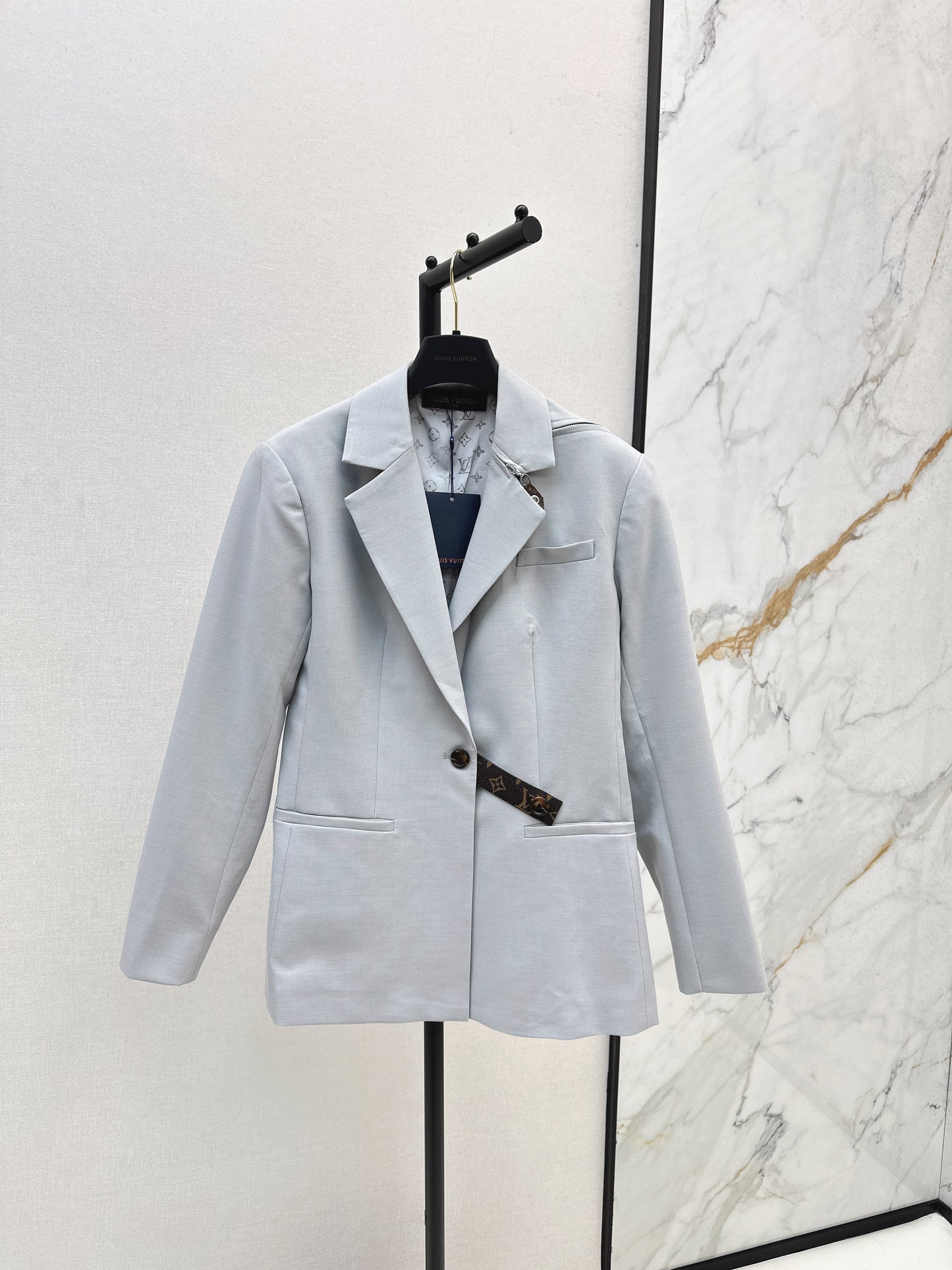 L 25 Leather buckle suit jacket(GRAY/BLACK)