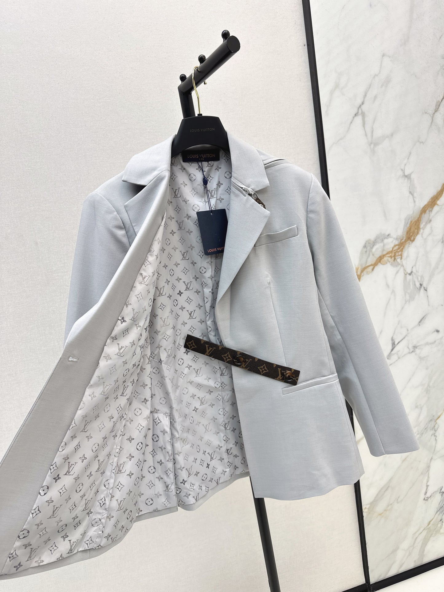 L 25 Leather buckle suit jacket(GRAY/BLACK)