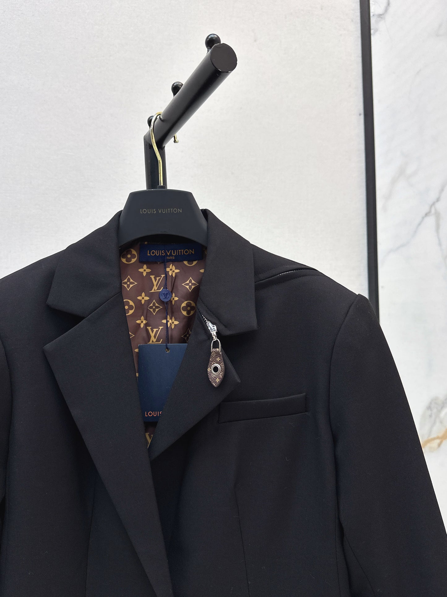 L 25 Leather buckle suit jacket(GRAY/BLACK)