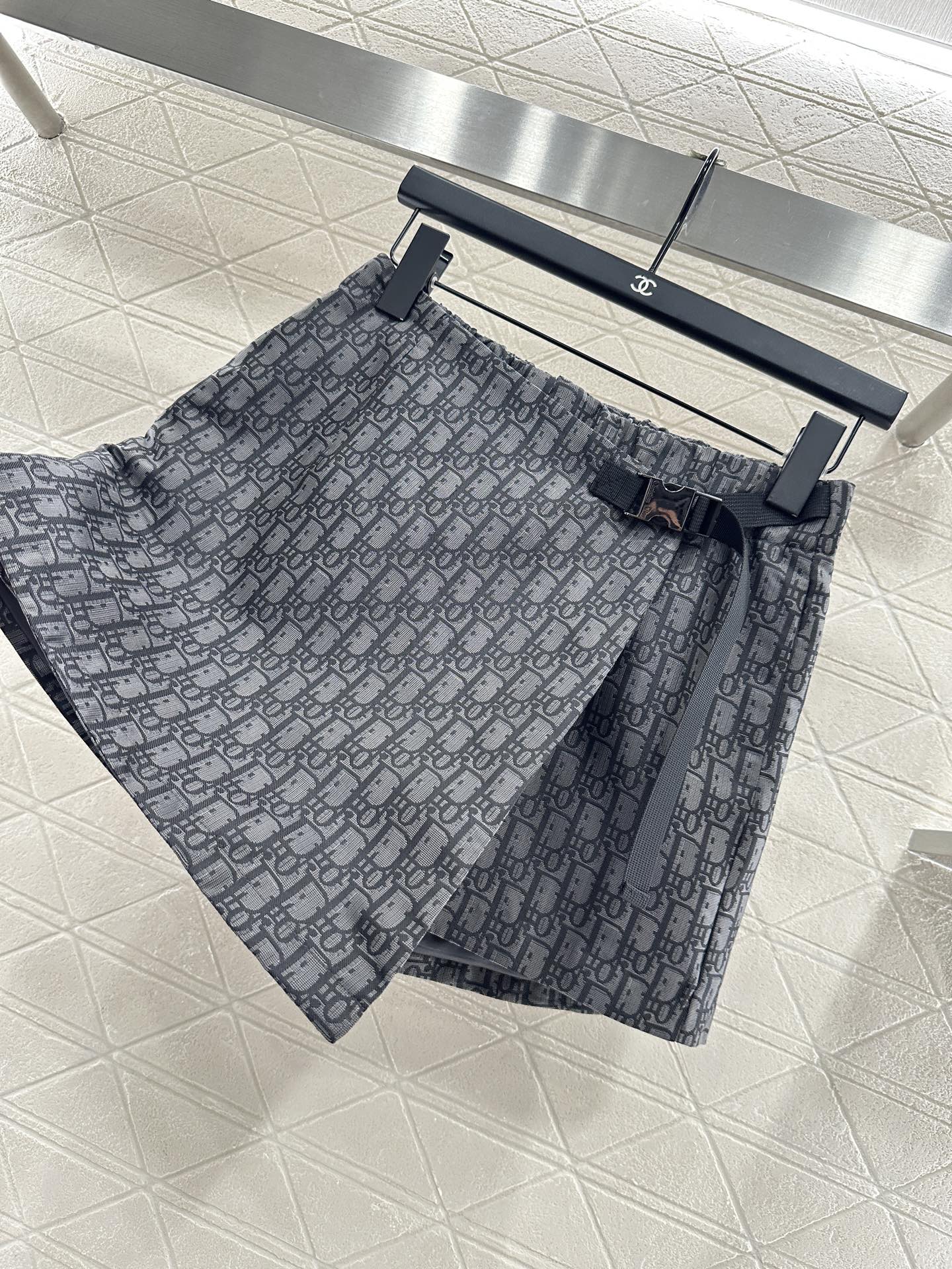Di 25 Hooded jacquard jacket+skirt and pants set