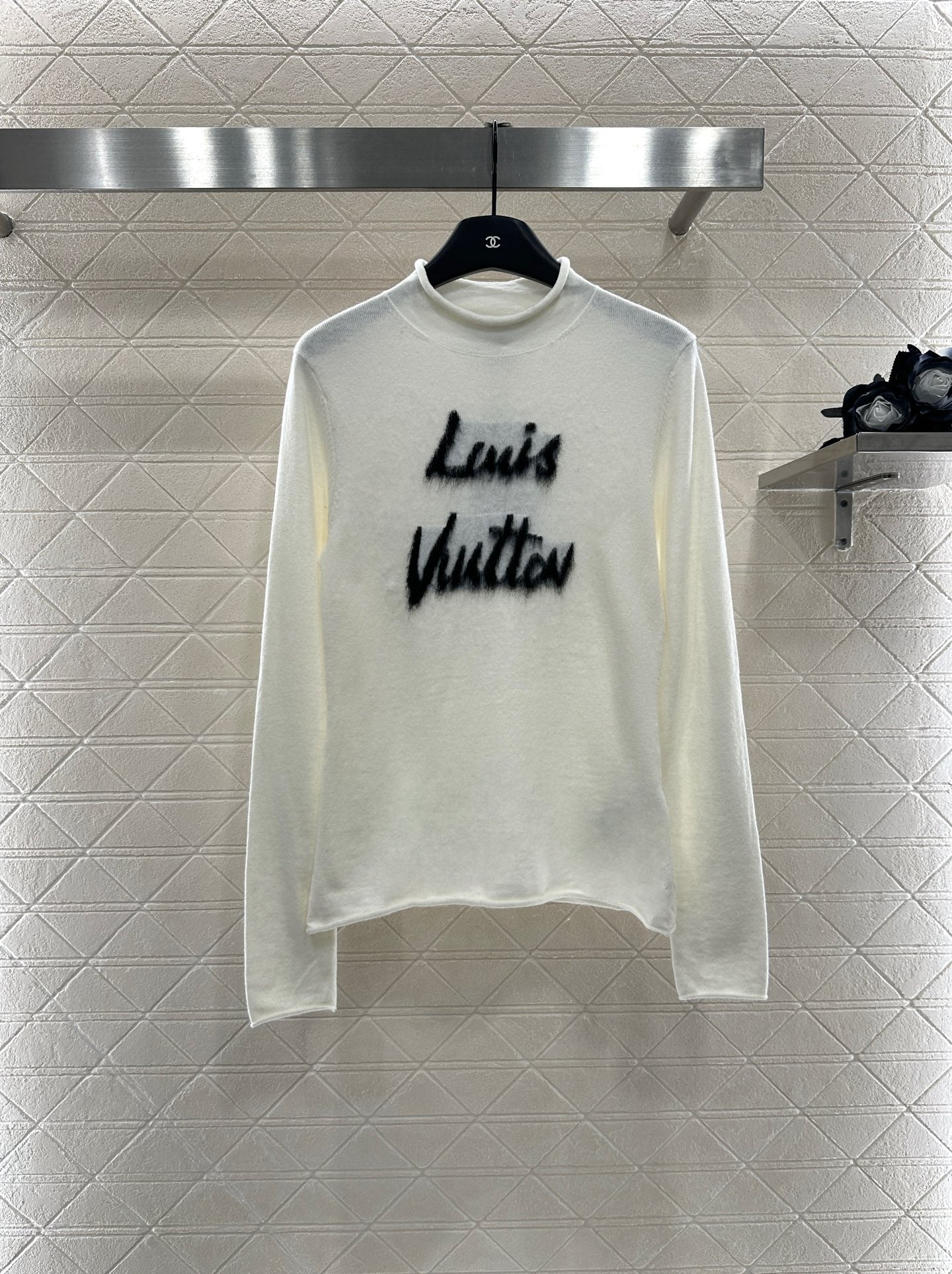 L 25 Letter knitted wool long sleeved top