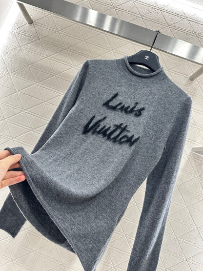 L 25 Letter knitted wool long sleeved top