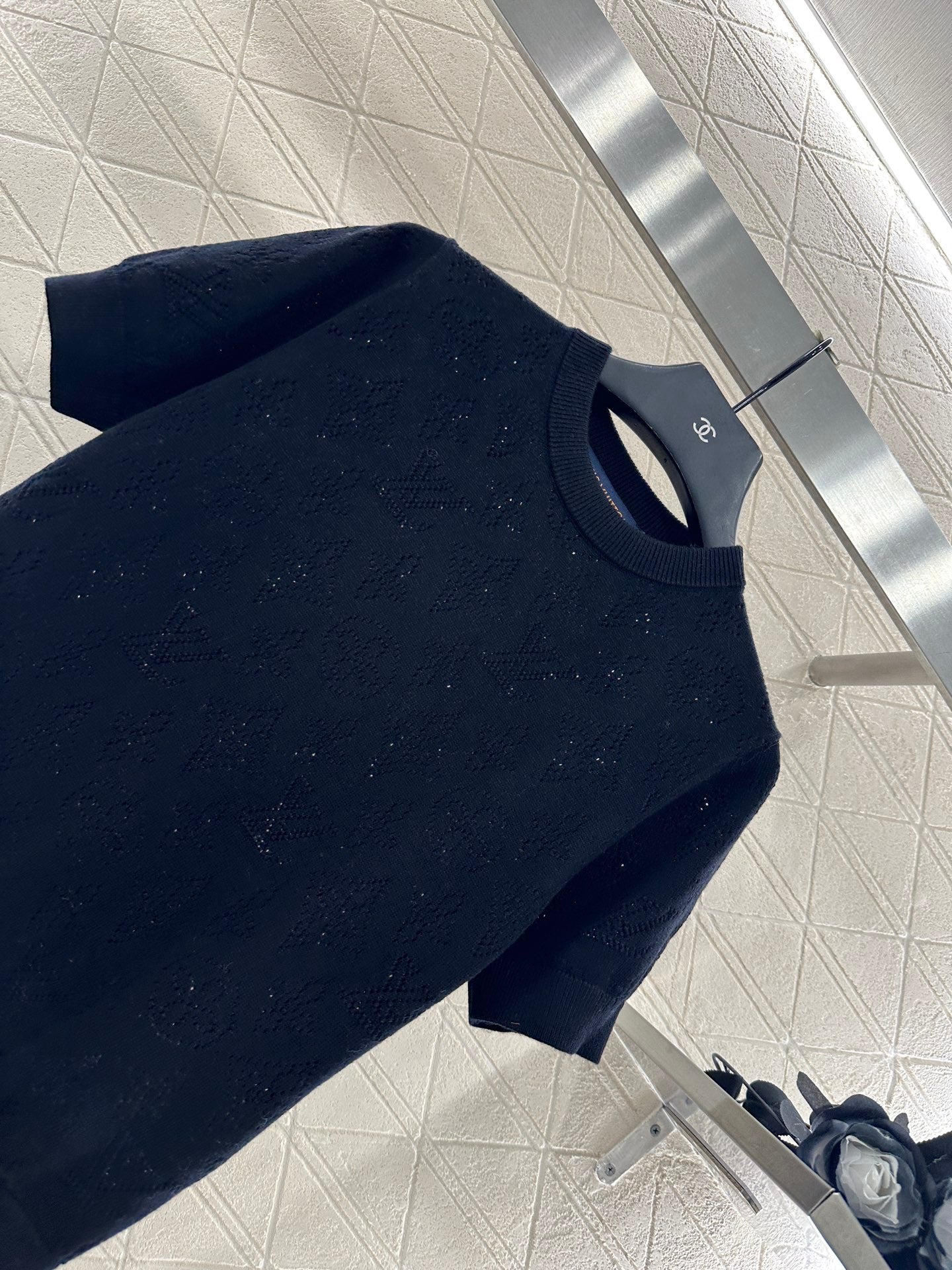 L 25 Hollow logo wool knitted short sleeved shirt