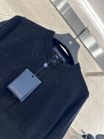 L 25 Hollow logo wool knitted short cardigan