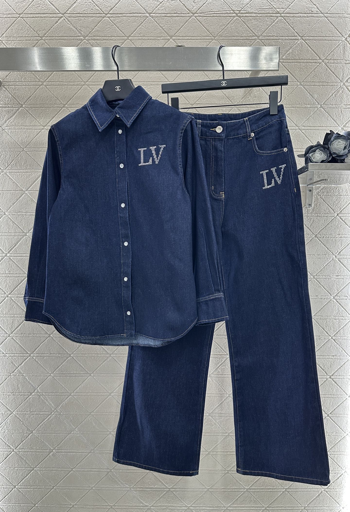 L 25 Collar rhinestone denim shirt+pants set