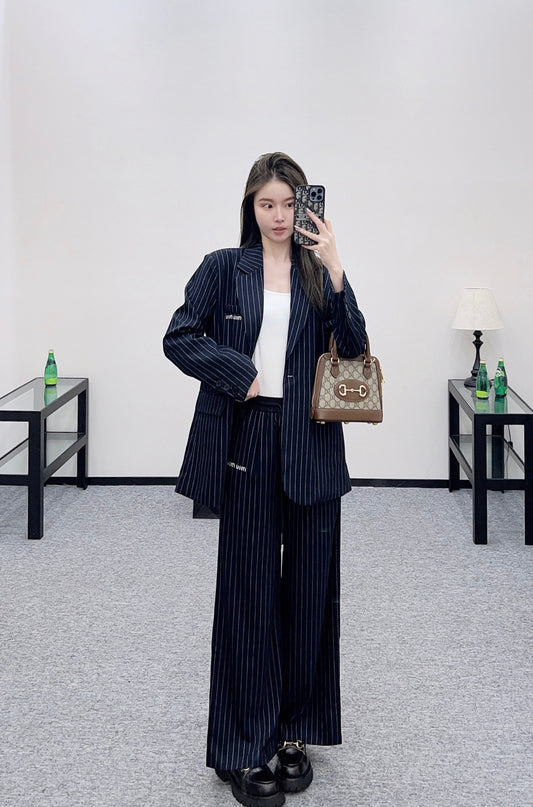 Mi 25 Silhouette striped suit jacket+pants set