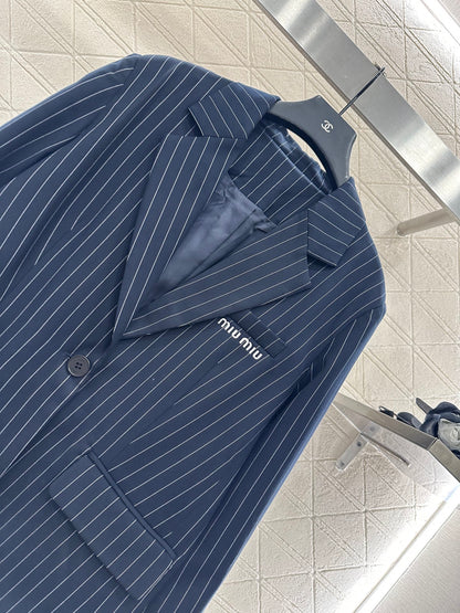 Mi 25 Silhouette striped suit jacket+pants set