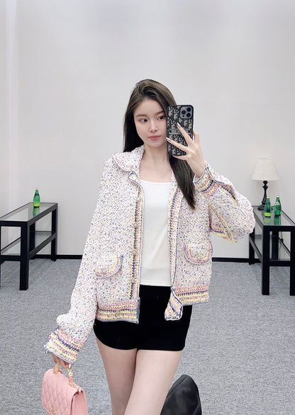 C 25 Collar colored dot sweater cardigan