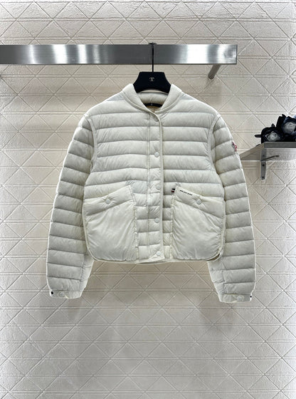 Mon 25 Windproof and environmentally friendly nylon material stand up collar down jacket