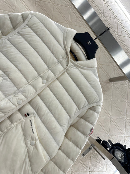 Mon 25 Windproof and environmentally friendly nylon material stand up collar down jacket