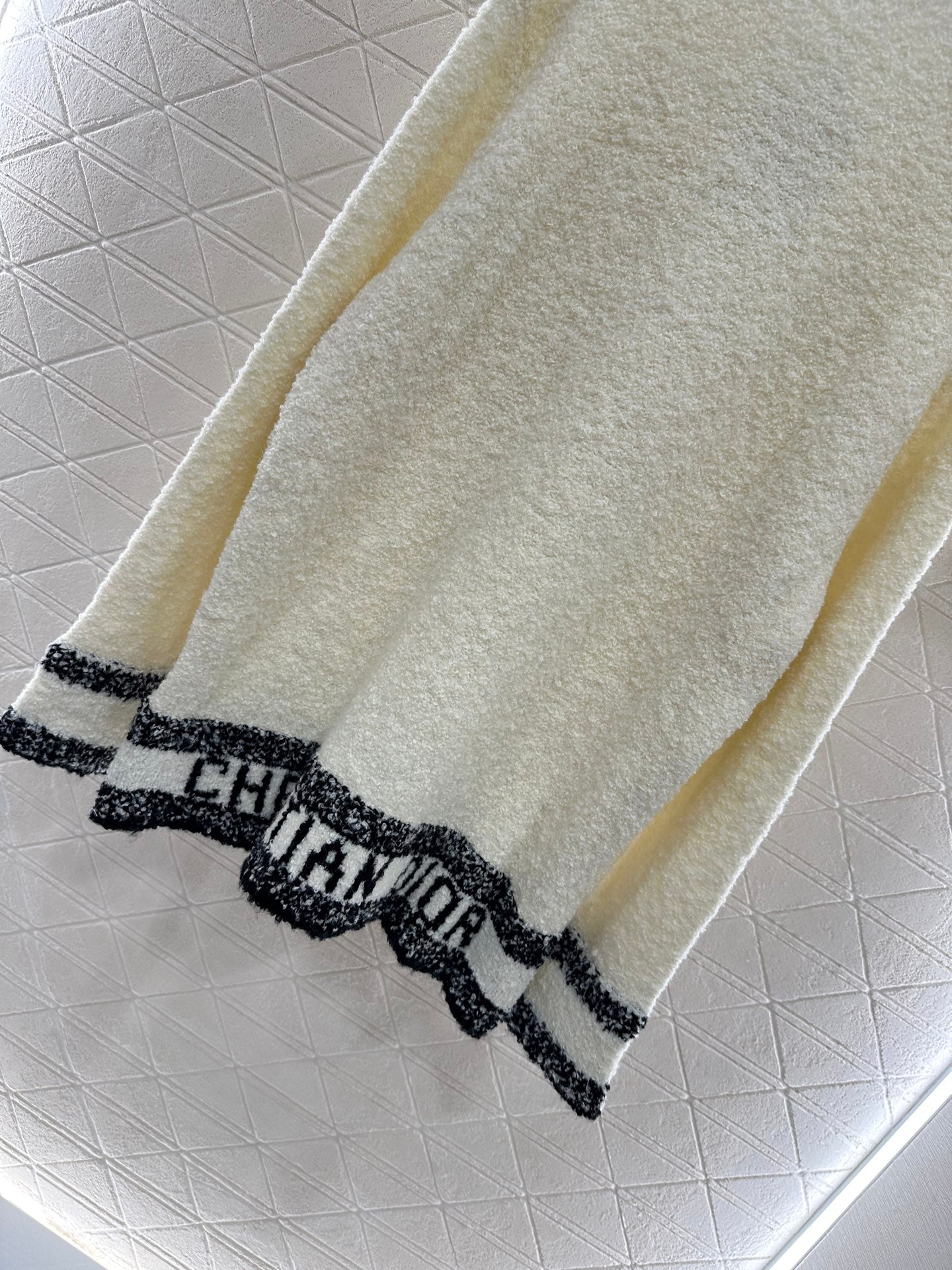 Di 25 Striped knitted wool cardigan