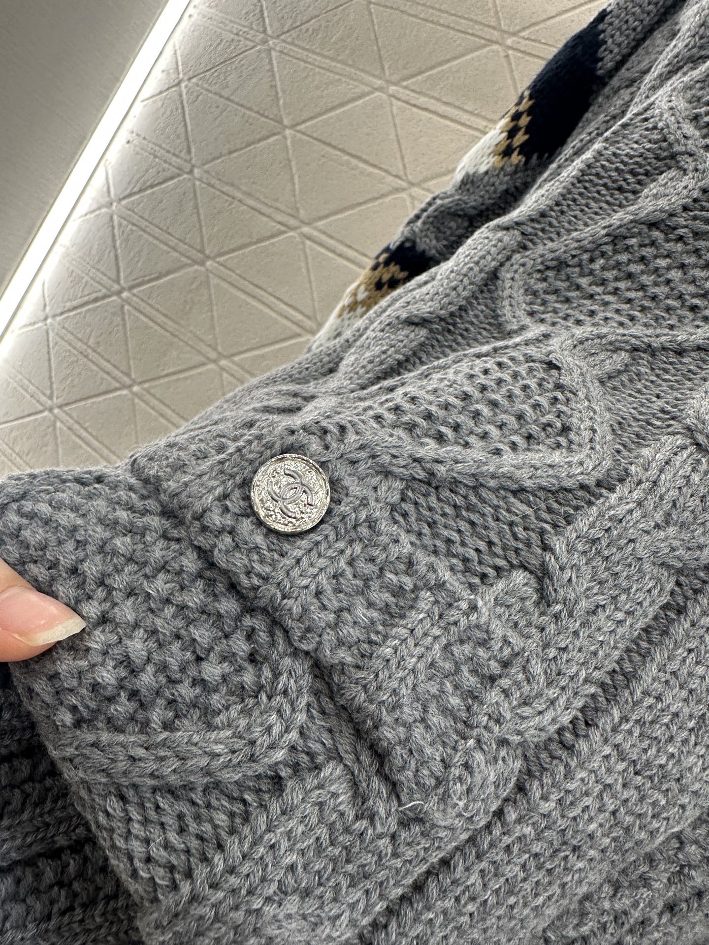 C 25 Zipper hook flower knitted wool cardigan
