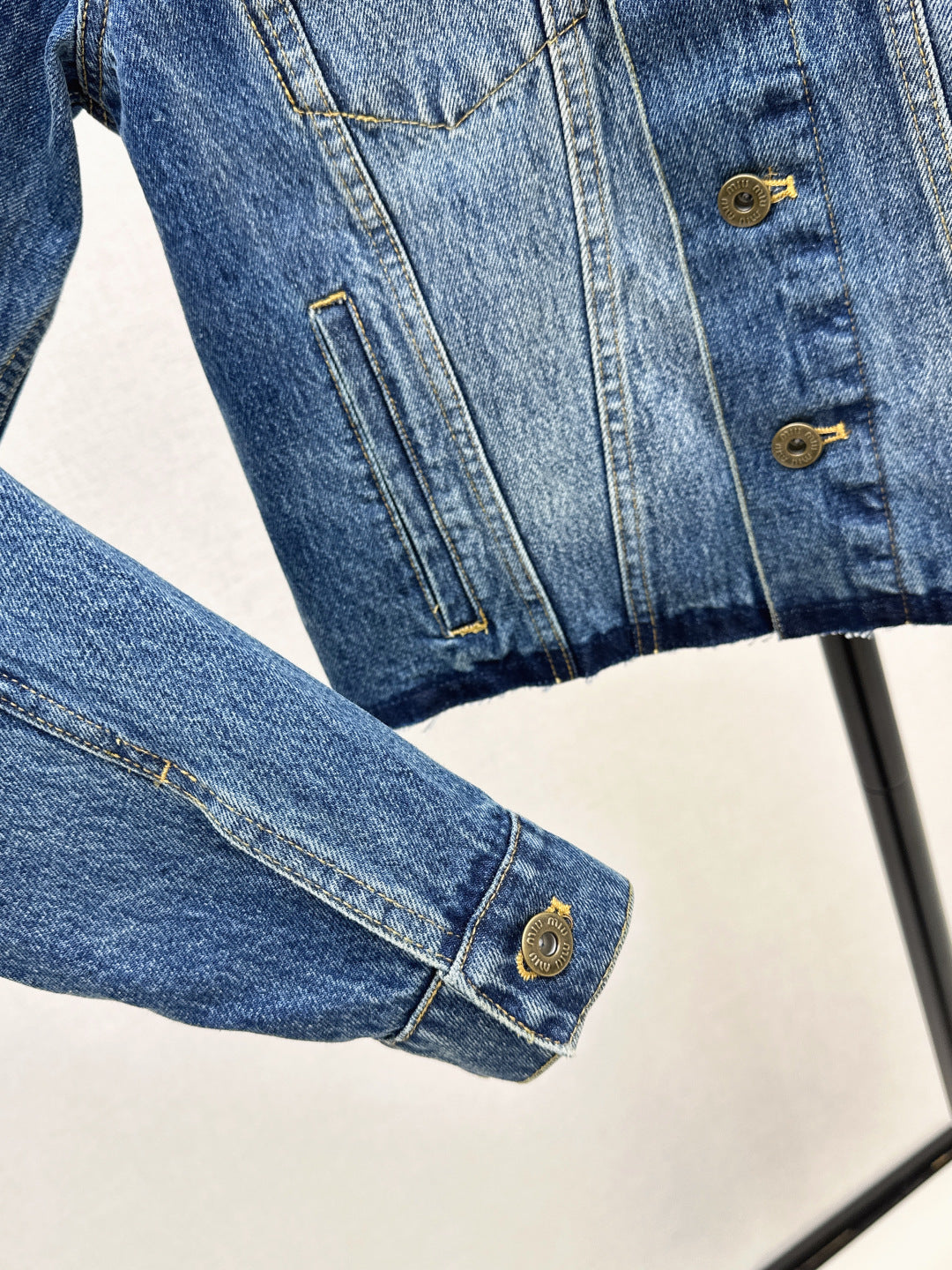Mi 25 Leather collar denim jacket（BLUE/GRAY）
