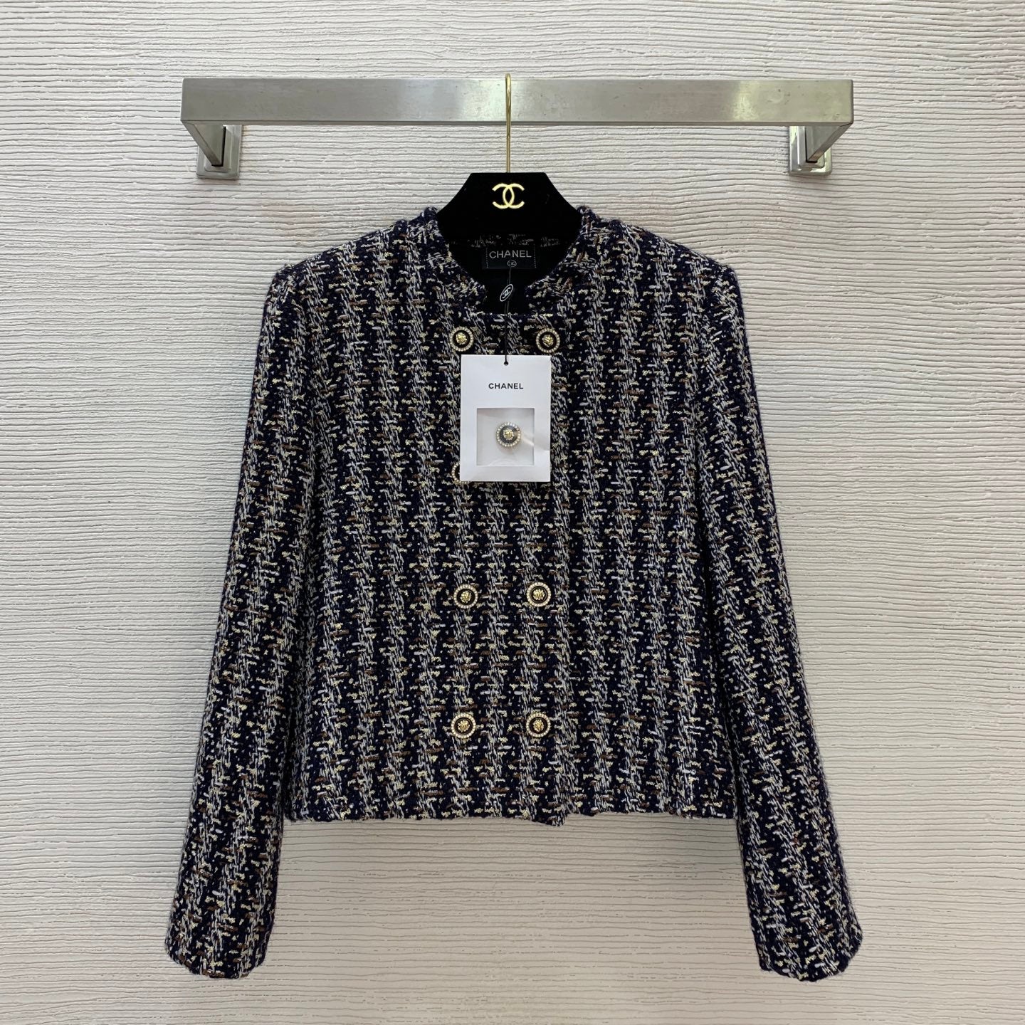 C 25 Wool blend and woolen woven short stand up collar jacket