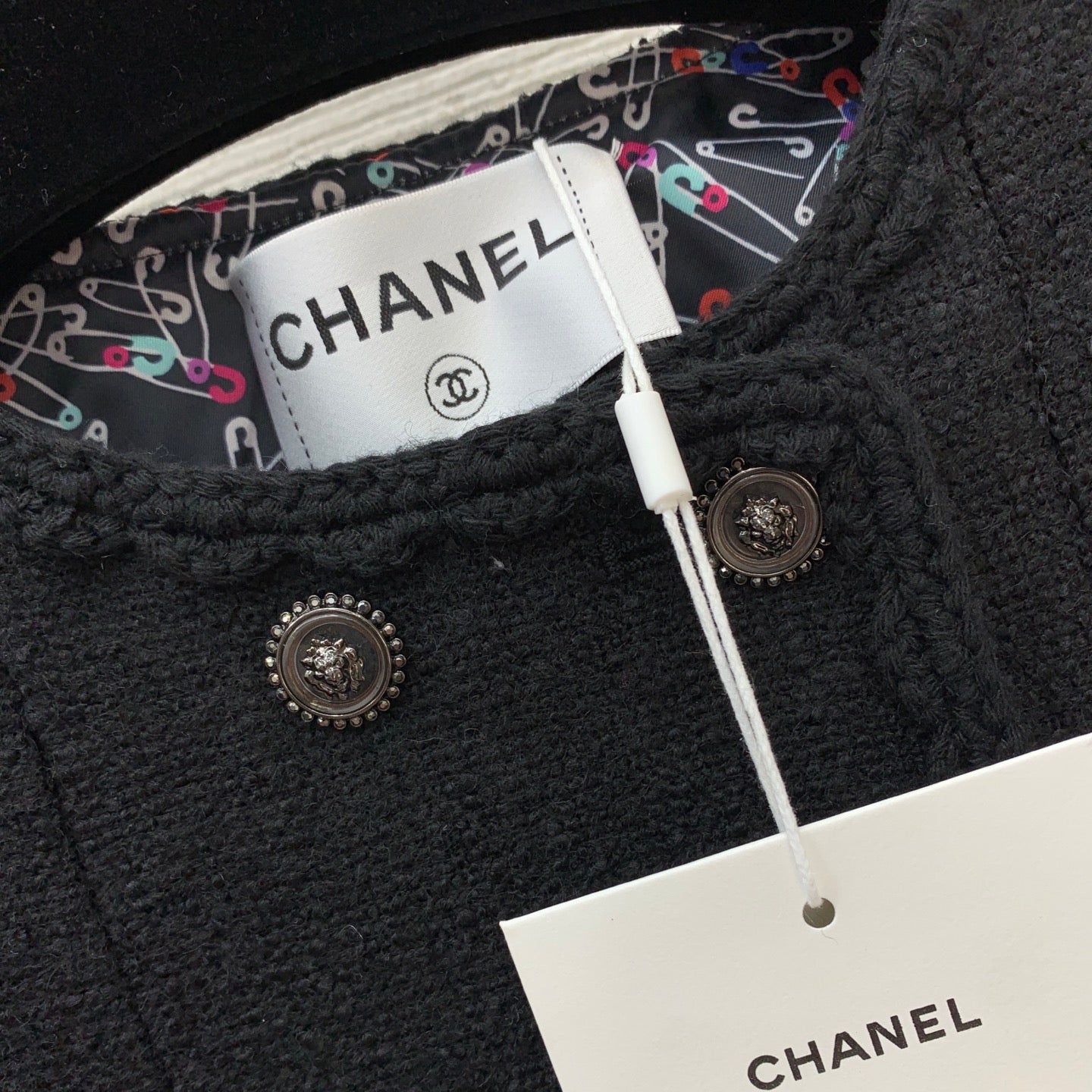 C 25 Colorful pin printed lining with coarse woolen short jacket